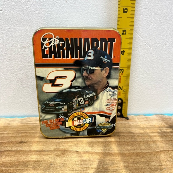 Dale Earnhardt Metallic
Impressions NASCAR Metal
Collector 5 Card Set Never Open - Picture 3 of 10